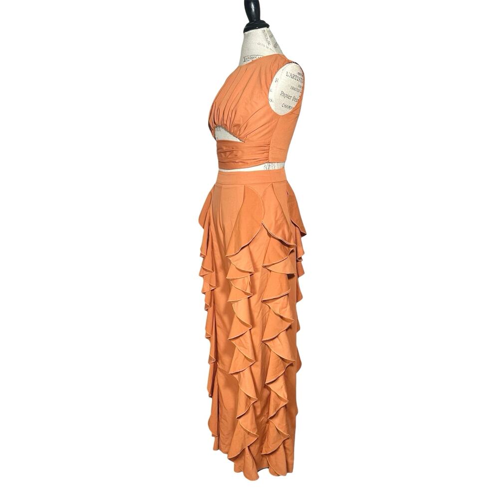 BFYNE | Women | Dara Cascade Ruffle Orange Sleeveless Cropped Top Pant Set | S-M - Picture 4 of 15